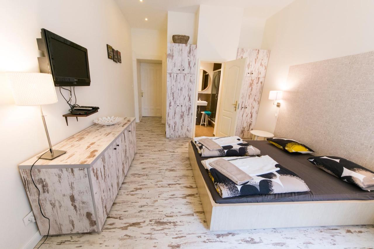 Central 5 Guest House Budapeşte Dış mekan fotoğraf